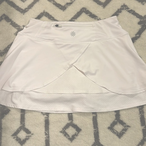 Athleta Dresses & Skirts - Athleta Tennis Skirt White XXS